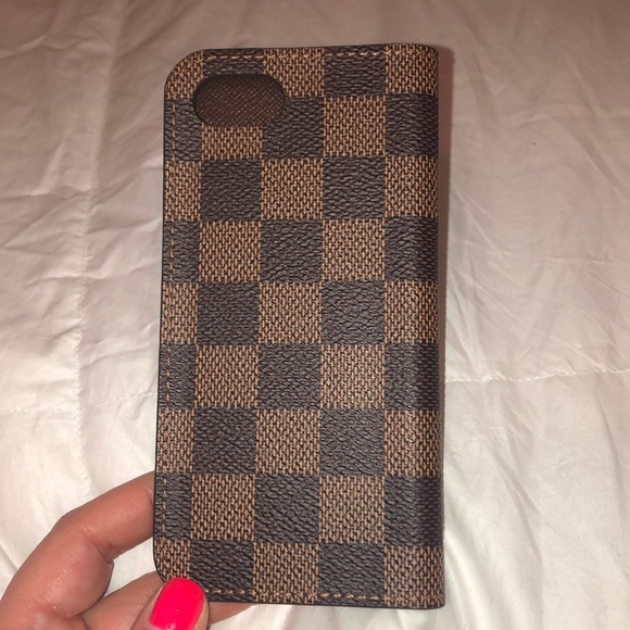 ❌SOLD❌Louis Vuitton Damier Ebene canvas folio case - Picture 4 of 8